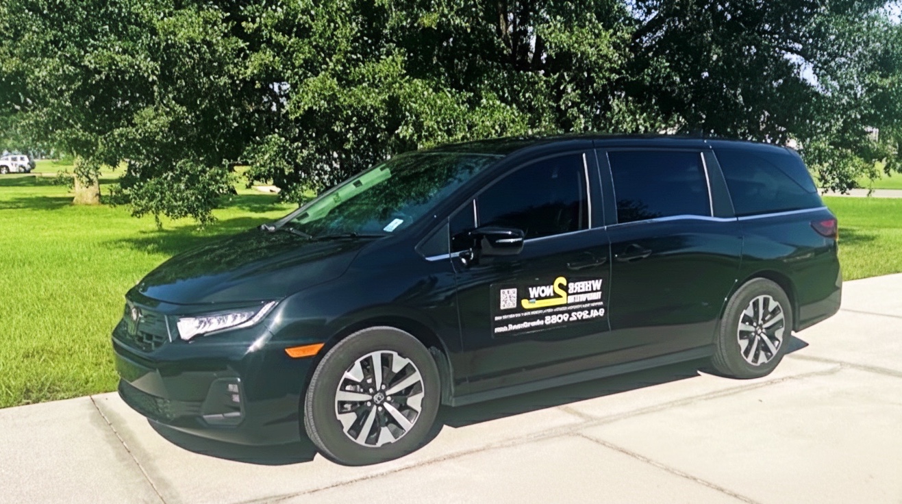 Honda Odyssey Minivan, airport runs, private hire, special events.